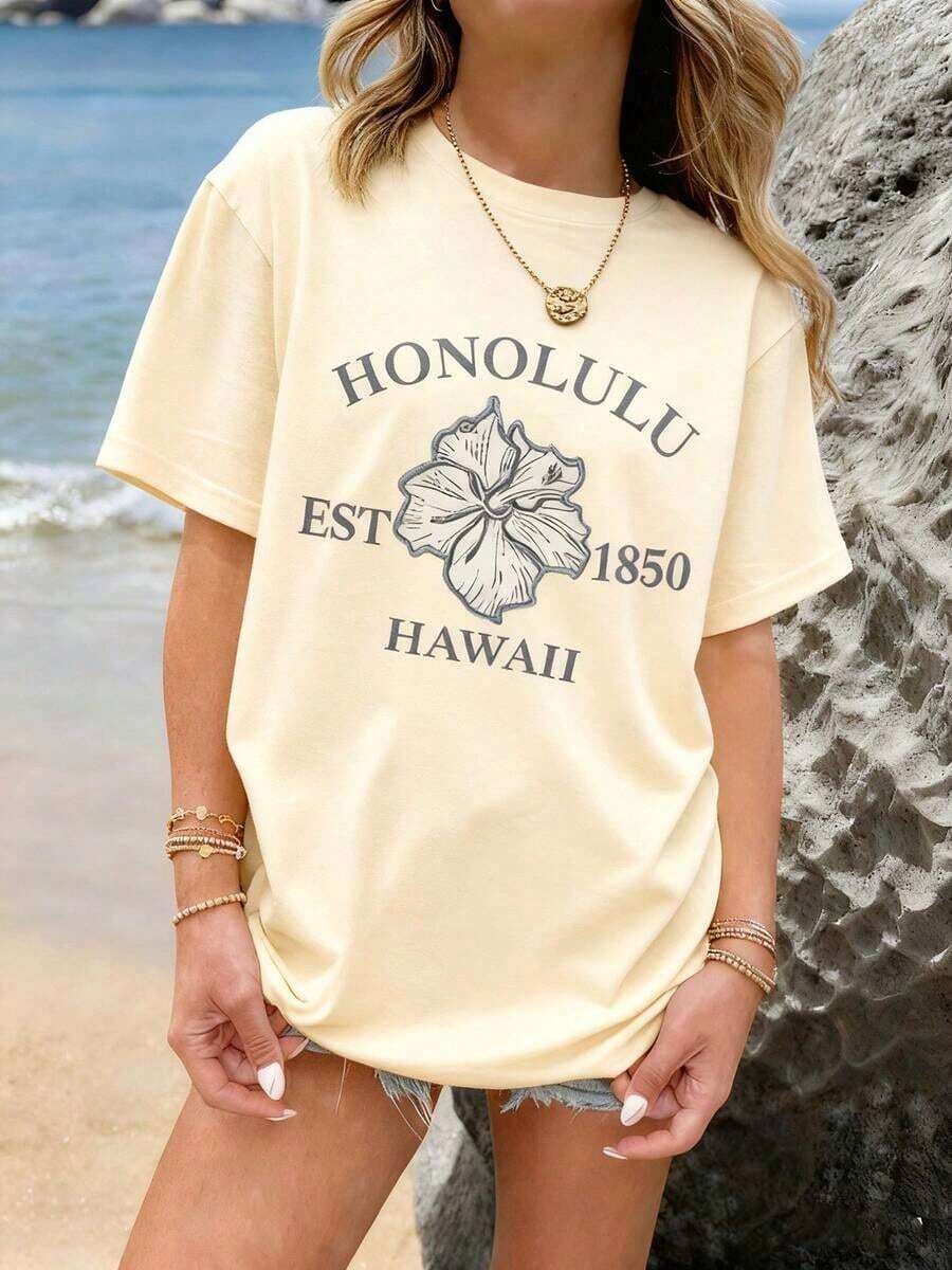 1pc Break The System Women's Hawaiian Style Short Sleeve T-Shirt, Made Of Sheer Loose Fabric, Honolulu Hibiscus Flower Print, Breathable, Casual, For Summer Beach Vacation, Outdoor Wear, Letter Pattern, Suitable For Adult Women, Round Neck Loose Fit Short Sleeve T-Shirt For Summer Beach, 100% Cotton. - 杏色 - 查看 1