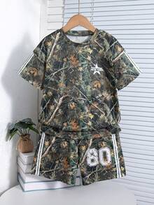 男童休闲随机印花落肩短袖T恤和短裤套装（2件套），夏季 - 軍綠色 - 查看 2