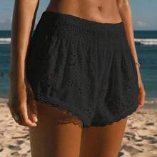 Women's Elastic Waist Black Hollow Out Shorts, Vacation Swimsuit Cover Up Shorts - Negro - Ver 8
