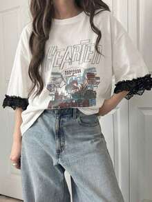 Camiseta de manga corta para mujer con ajuste holgado, estampado de letras, parches de encaje, de algodón transpirable, versátil para primavera/verano, camisetas gráficas oversize para mujer - Blanco - Ver 1