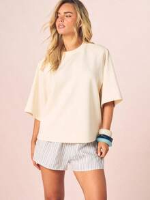 Sudadera gráfica oversize "Ven por Cannes, quédate por la diversión" Estampado azul y blanco con tema de playa costera. Manga larga, cuello redondo, hombros caídos, corte relajado - Albaricoque - Ver 2