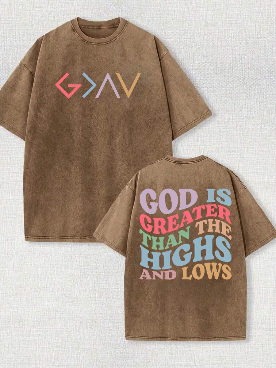 Camiseta lavable de doble cara con la impresión "Dios es mayor que todo", camiseta de marca de moda vintage de algodón batik de alta calidad, regalo para las fiestas, regalo de Navidad y Halloween.