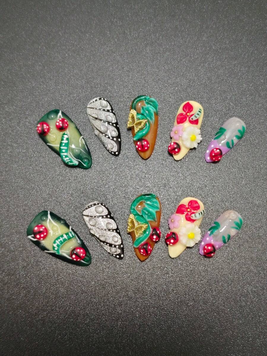 10 pièces de faux ongles à coller faits main de 2,5 cm en forme d'amande, mini motifs mignons de coccinelle, fleurs et étoiles incrustées, ongles acryliques couvrants réutilisables, autocollants d'ongles pour femmes et adolescentes, décoration d'ongles DIY pour la Saint-Valentin, les fêtes et le quotidien - Multicolore - Voir 1