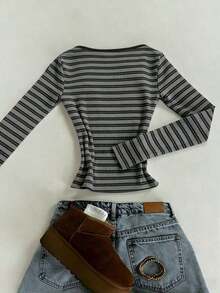 Camiseta de manga larga de cuello cuadrado gris minimalista de ajuste ceñido, adecuada para primavera, verano, otoño e invierno.Camiseta de moda, regalo de estilo minimalista para hermanos, hermanas, mamá, Día de la Madre, top de moda casual. - Gris - Ver 2