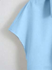 Blusa versátil y casual con mangas de murciélago, cuello en V y estampado de pañuelo, color beige, adecuada para primavera y verano - Celeste - Ver 5