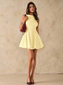 Vestido negro sólido, minimalista y sexy de corte evasé en tono burdeos para mujer, vestido para citas, vestido de dama de honor corto, vestido negro elegante para primavera/verano - Amarillo - Ver 4