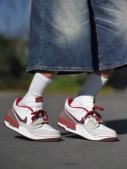 Nike Giày bóng rổ nam Jordan Legacy 312, kiểu dáng thời trang, đa năng, thoải mái, chống trơn trượt, bền bỉ, cổ thấp, màu be đỏ cổ điển, IQ9783-121