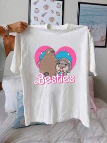 GiftGiftGiftGift1PSCCamiseta de Mujer con Estampado de Bestie Moo Deng & Pesto & Pesto Sauce - Blusa Casual de Manga Corta y Cuello Redondo para Verano, para Combinar con Atuendos de Mejores Amigas, Lavable a Máquina, Ropa Casual SuaveSoftSoft - Blanco - Ver 7