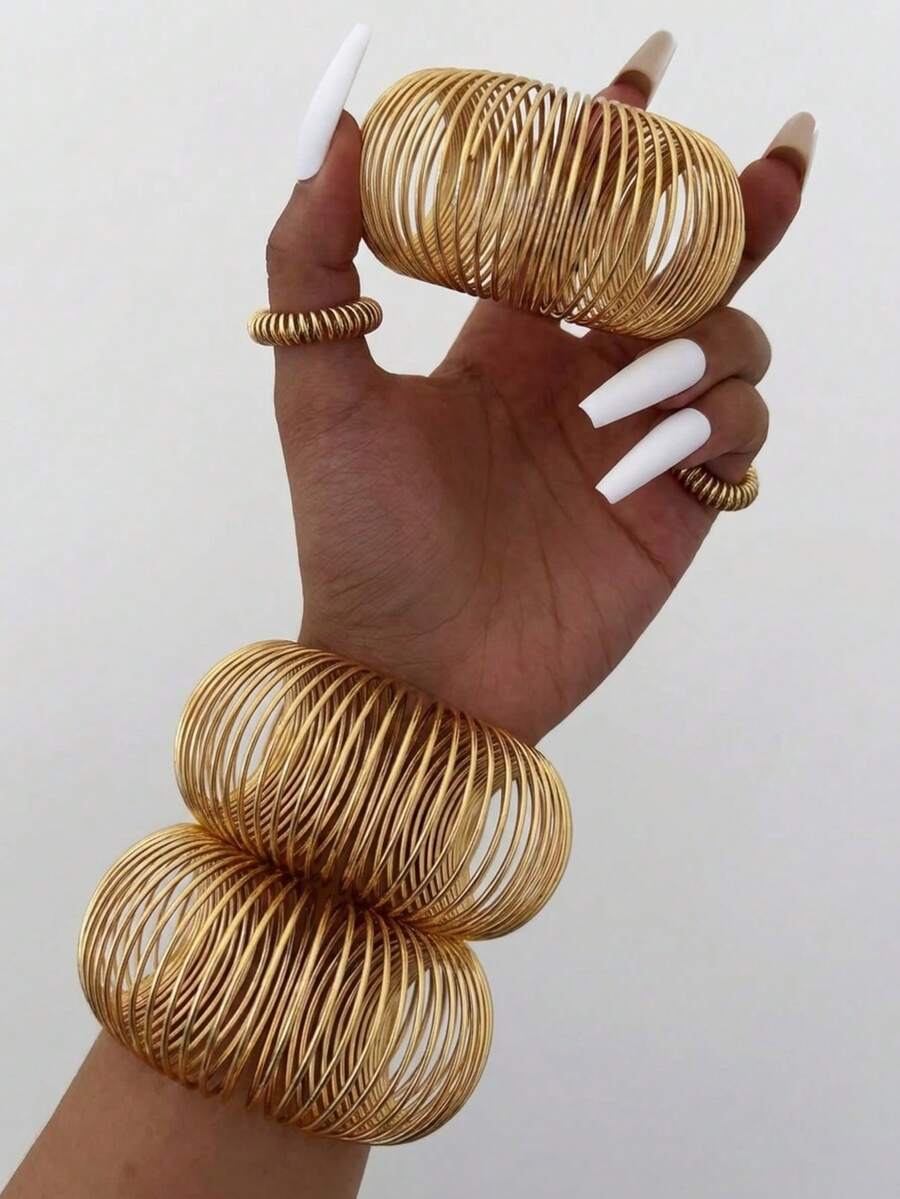 1pc Fashionable Personalized Exaggerated Spring Retractable Bracelet, Hollow Metal Cuff Bracelet, Party Accessory - Gold - View 1