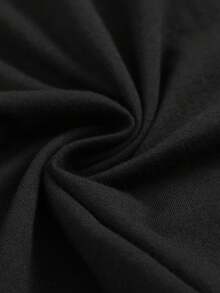 Top femenino manga corta cuello redondo en algodón puro, diseño estampado moderno, tela fresca y aireable, prenda versátil para look casual, ocasiones diarias y encuentros sociales todo el año - Negro - Ver 5