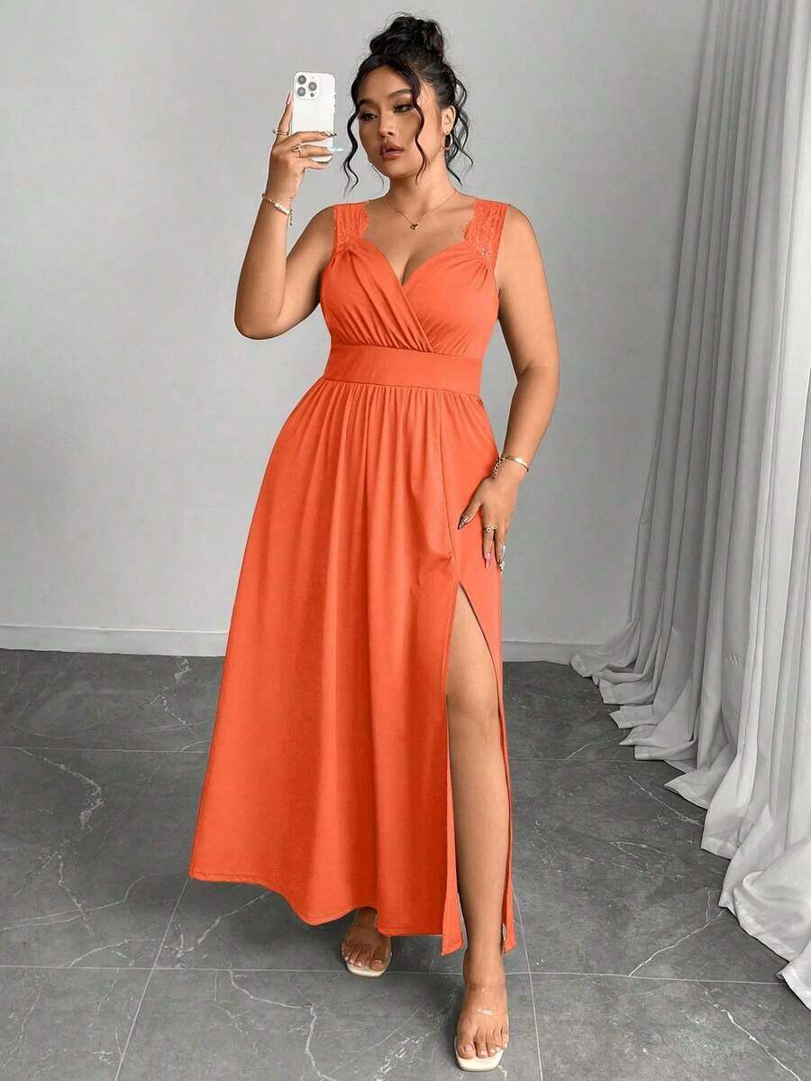 Elenzya Vestido línea A con cuello en V, contraste de encaje, tirantes finos y abertura para tallas grandes - Naranja - Ver 1