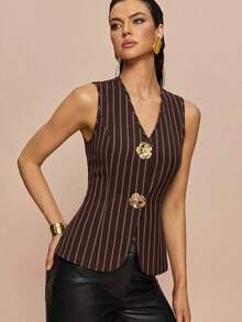 Blusa exterior con cuello en V ajustada con decoración de botones dorados con rosas - Multicolor - Ver 4