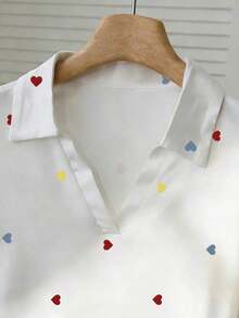 Camiseta blanca de manga larga para mujer con estampado de cerezas rojas dulces, cuello polo, cintura ajustada.Perfecta para el otoño.Nuevo estilo, camiseta de moda.Regalo para vacaciones, regalo para hermanos, regalo para hermana, regalo para mamá, regalo para el Día de la Madre.Informal, minimalista, top con estilo. - Blanco 5 - Ver 5
