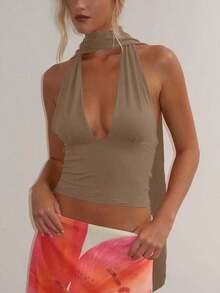 Top corto de tirantes con espalda descubierta y anudado, elegante y sexy para fiestas y uso casual - Caqui - Ver 4
