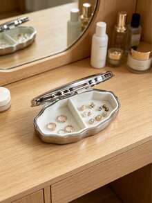Hộp đựng trang sức bằng kim loại di động 2 ngăn, dễ dàng bỏ vào túi khi đi du lịch hàng ngày hoặc trong những dịp đặc biệt. - Nhiều màu - Xem 3