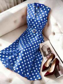 Vestido de línea A con cuello en V sin mangas, estampado de lunares y lazo en la cintura, adecuado para el Día de San Valentín y citas - Azul marino - Ver 3