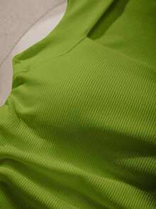 Camiseta ajustada con cuello cuadrado acolchado para mujer, primavera/verano - Verde Oliva - Ver 3