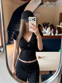 美国性感V领T恤 女款 夏季蕾丝扭结短袖修身露脐上衣 黑色 - 黑色 - 查看 3