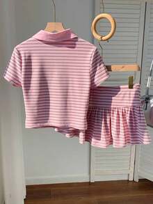 Conjunto de 2 piezas de camiseta de manga corta a rayas y minifalda de moda casual para mujer, primavera/verano 2026.Ropa de mujer de verano, conjunto de playa para el Día de San Valentín, estilo Y2K en color rosa claro - Rosa - Ver 2