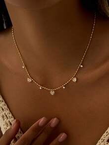 1 chiếc dây chuyền nữ, mặt dây chuyền hình trái tim bằng đồng khảm đá Zirconia tinh tế, đính hạt Zirconia và tua rua, phụ kiện đeo hàng ngày. - Vàng - Xem 3