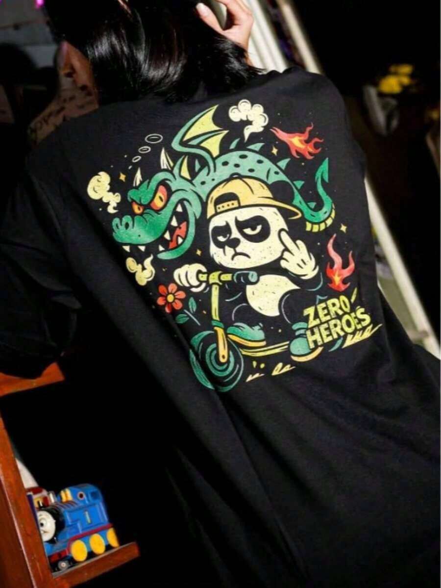 Camiseta de mujer "Zero Heroes" con estampado gráfico de panda y dragón, estilo casual, vintage, de manga corta, cuello redondo, estilo Y2K, ropa de calle estética, ligera, transpirable y cómoda para uso diario, ideal para estilo urbano, skate park, festivales de música, salidas informales, regalo para entusiastas de los dibujos animados y la cultura urbana. Cómoda y ligera. - Negro - Ver 1