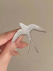 1 pieza Broche de acero de titanio con diseño de golondrina, accesorio de ropa unisex, alfiler de metal lindo, accesorio de broche multifuncional - Plateado - Ver 3
