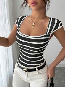 Camiseta de punto de manga corta a rayas con ajuste minimalista francés, diseño único, versátil, nueva llegada de primavera/verano - Negro - Ver 3