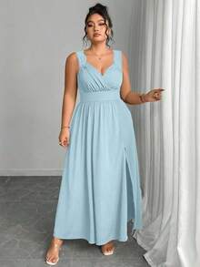 Elenzya Vestido línea A con cuello en V, contraste de encaje, tirantes finos y abertura para tallas grandes - Celeste - Ver 5