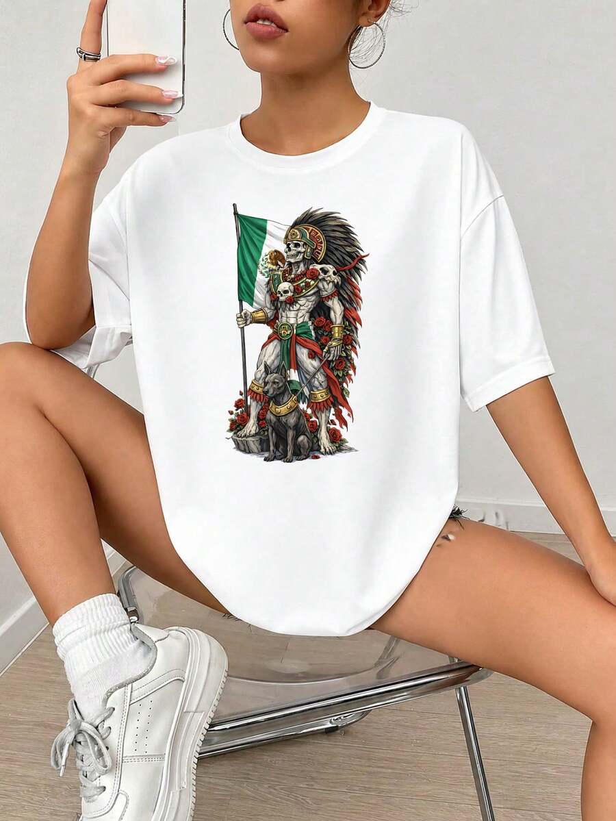 Diseño gráfico impreso, Guerrero de Calavera Mexicana con Fl-ag y Perro, Colores Vibrantes Oscuros, Estilo de Arte de Tatuaje, para Decoración o Uso Digital.jpgRegalos personalizados: Camisetas para mujer con estilos que van desde lo moderno, hippie, casual y minimalista. Ropa masculina personalizada única, armarios cápsula y prendas básicas/urbanas para hombre. Regalos ideales para novios, familiares y amigos, adecuados para cumpleaños, vacaciones, colegio/competiciones, deportes/escalada y más, así como para la moda de otoño y eventos urbanos. Blanco verano.