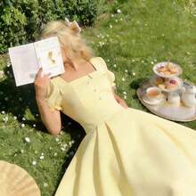 Women's Light Yellow Solid Color Square Neck Short Sleeve Pearl Button Decor Charming Elegant Everyday Vacation Commute Fashion Date French Street Retro Versatile Spring/Summer Light Yellow New Mid-Length Dress - Amarillo claro - Ver 10