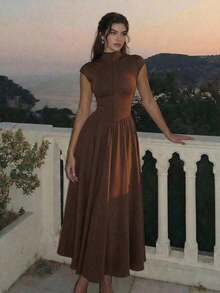 Vestido de punto largo de cuello alto marrón para mujer - Marrón - Ver 1