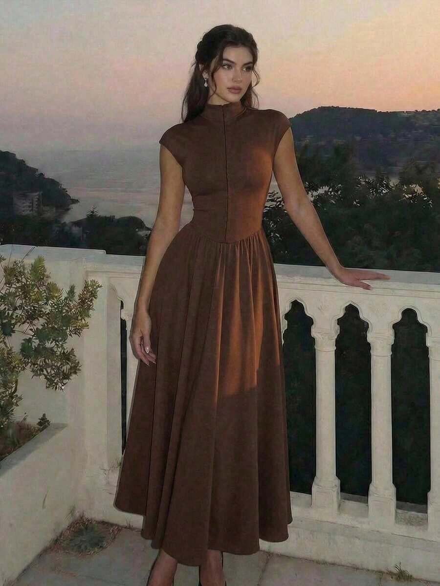 Vestido de punto largo de cuello alto marrón para mujer - Marrón - Ver 1