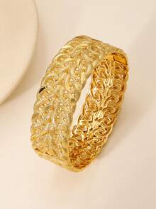 1 pezzo Braccialetto ampio in ottone dorato di lusso - Stile mediorientale degli Emirati Arabi Uniti con texture incisa a motivi cavi, il braccialetto può essere aperto. Adatto per la collezione di gioielli da donna per matrimoni e feste. - Oro giallo - Visualizzare 4