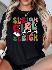 A Festive Christmas T-Shirt Featuring A Phrase In Red, Green, And Pink Lettering, Accompanied By Reindeer Silhouettes, Evokes The Joyful Spirit Of Christmas. Made From 100% Soft, Comfortable, And Stylish Cotton. - 黑色 - 查看 1