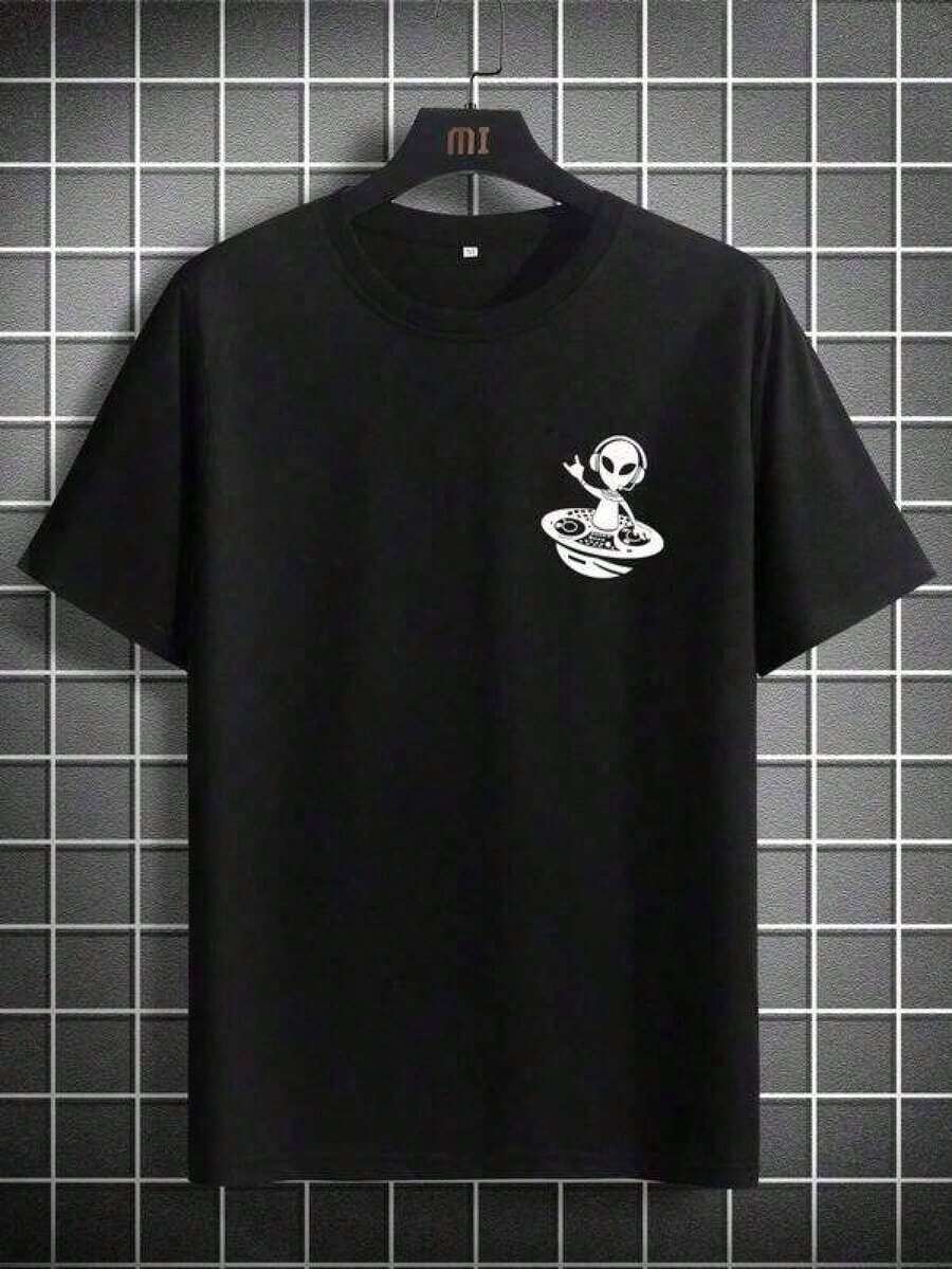 Solt 1pc 1 Piece Unisex Short-Sleeved Crew Neck T-Shirt, Loose Fit, 180g, Designed By Y2K Artists In The Bababask Style, Made Of 100% Cotton. They Are Casual And Versatile, Suitable For Streetwear, Everyday Outings, Camping, Concerts, Pop-Hop Events, Rock And Roll, And Feature Celebrity-Inspired Designs. Perfect For Festivals, Autumn And Year-Round Wear. Alien In Flying Saucer With Peace Symbol. 100% Cotton Graphic - 黑色 - 查看 1