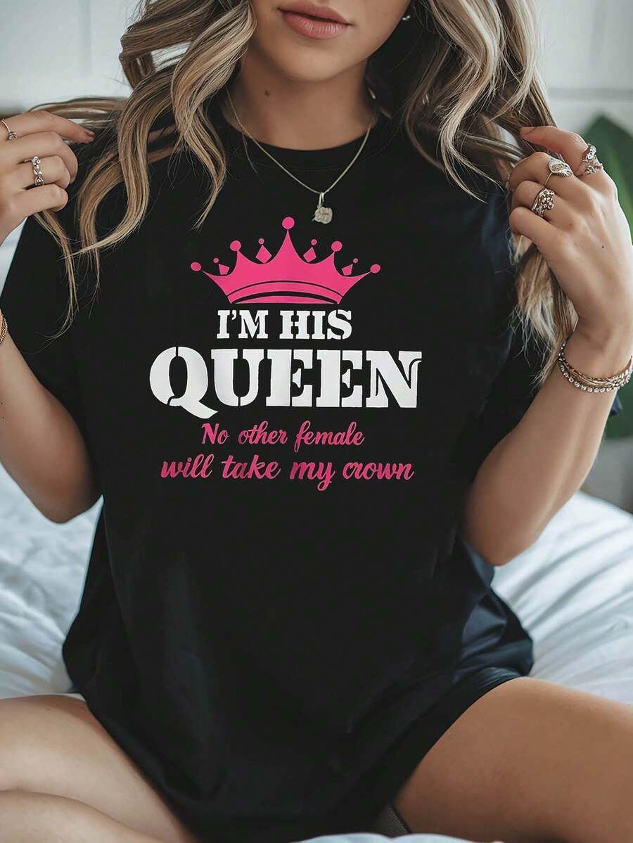 " QUEEN, No Other Woman Will Take My Crown" Women's Casual Short Sleeve Crew Neck T-Shirt With Custom Queen Themed Text, Ideal For Everyday Style, Outings And Holiday Gifts. - 黑色 - 查看 1