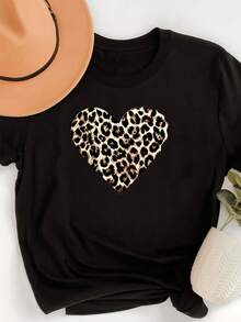 Camiseta de manga corta negra con estampado de corazón y leopardo, 100% algodón, top moderno y versátil para mujer, corte holgado informal, adecuada para uso diario. - Negro - Ver 1