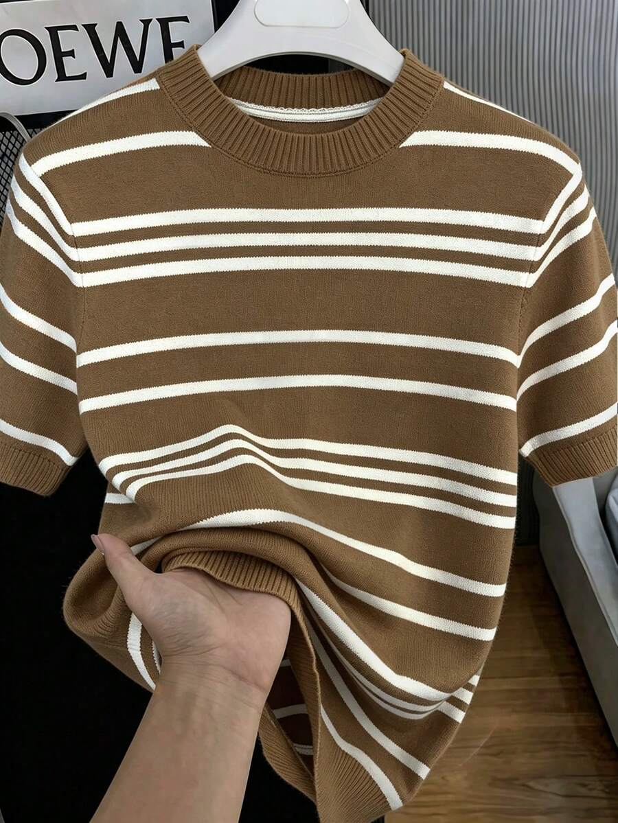Men's Casual Versatile Solid Color Short Sleeve Knit Top, Suitable For Daily Wear And Commuting - Brown - View 1