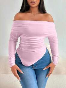 Camiseta con hombros descubiertos, hombros recogidos y bajo asimétrico - Rosa - Ver 3
