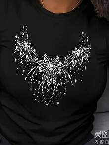 Stunning Black T-Shirt With A Floral Butterfly Design - Adorned With Beautiful Crystals And Sequins, Perfect For Stylish Casual Outfits, A Great Gift For Fashion Lovers, Plus Size. Loose-Fitting, Casual, And Versatile T-Shirt. - 黑色 - 查看 8