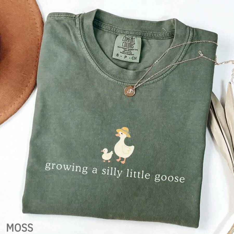 Cute Espresso Cotton Round Neck Fall Clothes T-Shirt With 'Growing A Silly Little Goose' Print For Casual Style Womens Funny Graphic Tee Summer Casual - 軍綠色 - 查看 1