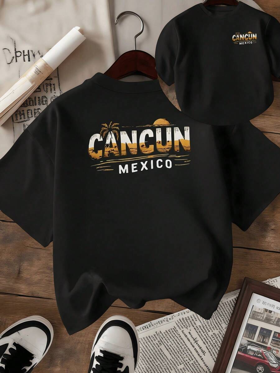 Golden Sunset With Palm Trees Facing The Sea That Evokes The Serenity Of Cancun And Reflects The Energy Of The Sun On The Horizon. Women's T-Shirt With Double Print, Comfortable Casual Wear For Walking And Traveling. - 黑色 - 查看 1