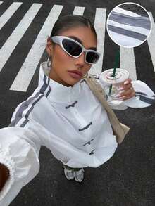 Chaqueta ligera con cremallera, cuello alto, contraste de rayas laterales y botones para mujer, estilo deportivo casual de moda para primavera/otoño - Blanco - Ver 8
