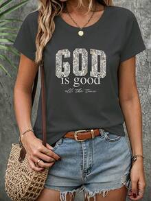 Playera Oversize Mujer "God is Good" - Estampado de Flores con Frase Religiosa - Gris Oscuro - Ver 3