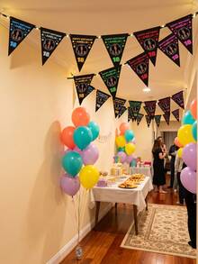 Bandeirola de aniversário personalizada com foto e texto, bandeirinha triangular personalizada com nome e idade, decoração para festa de aniversário de 18/21/30 anos, bandeirinha triangular preta com estrelas brilhantes, decoração para festa de aniversário. - Multicolorido - Ver 3