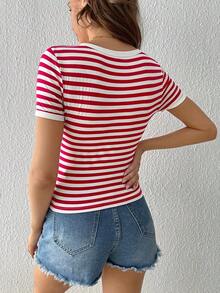 Camiseta con estampado de rayas con parche de corazón - Rojo y blanco - Ver 2