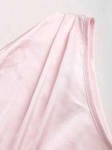 Sweetro Blusa de un solo hombro de estilo francés nueva para primavera/verano, blusa de satén rosa con diseño de volantes, adecuada para ocasiones casuales, de fiesta y de noche - Rosa - Ver 6
