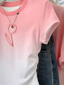 Camiseta ajustada de manga con volantes en degradado con estampado de corazón de fresa y letras, para uso casual, vacaciones y viajes, verano - Multicolor 3 - Ver 4