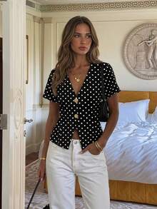 Camisa blanca sólida con mangas de murciélago, doble botonadura y frente abierto elegante - Blanco y Negro - Ver 1