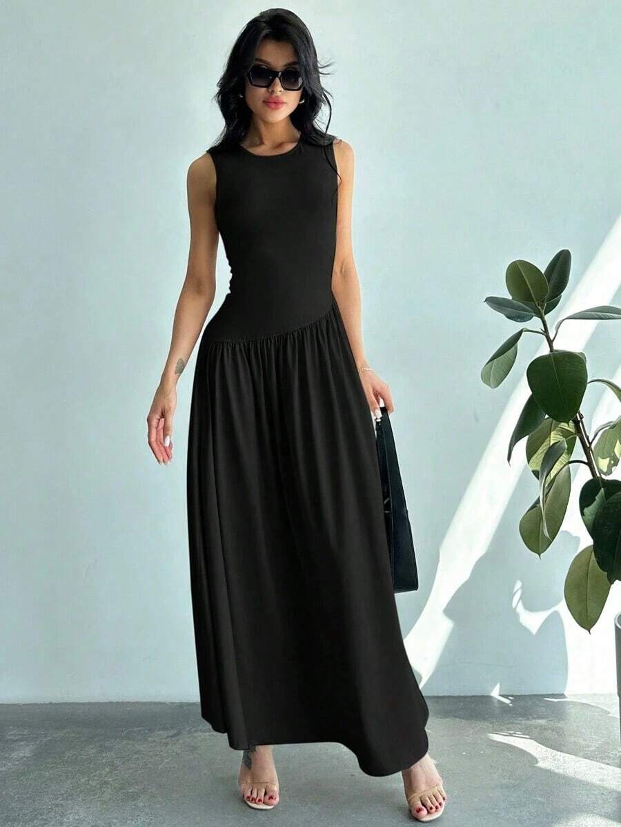 Vestido largo de mujer sin mangas, cuello redondo, cintura fruncida, unicolor, estilo minimalista - Negro - Ver 1